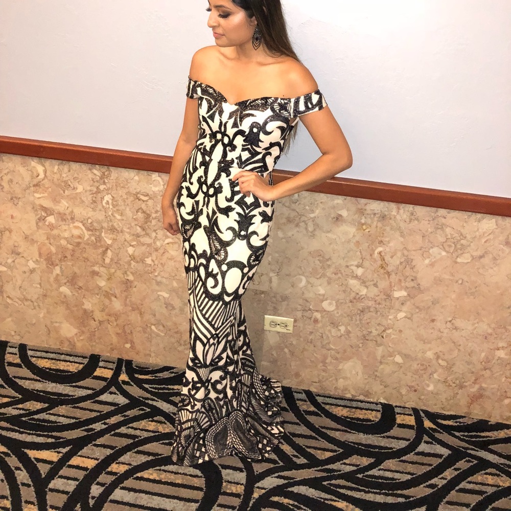 Black sequin gown!